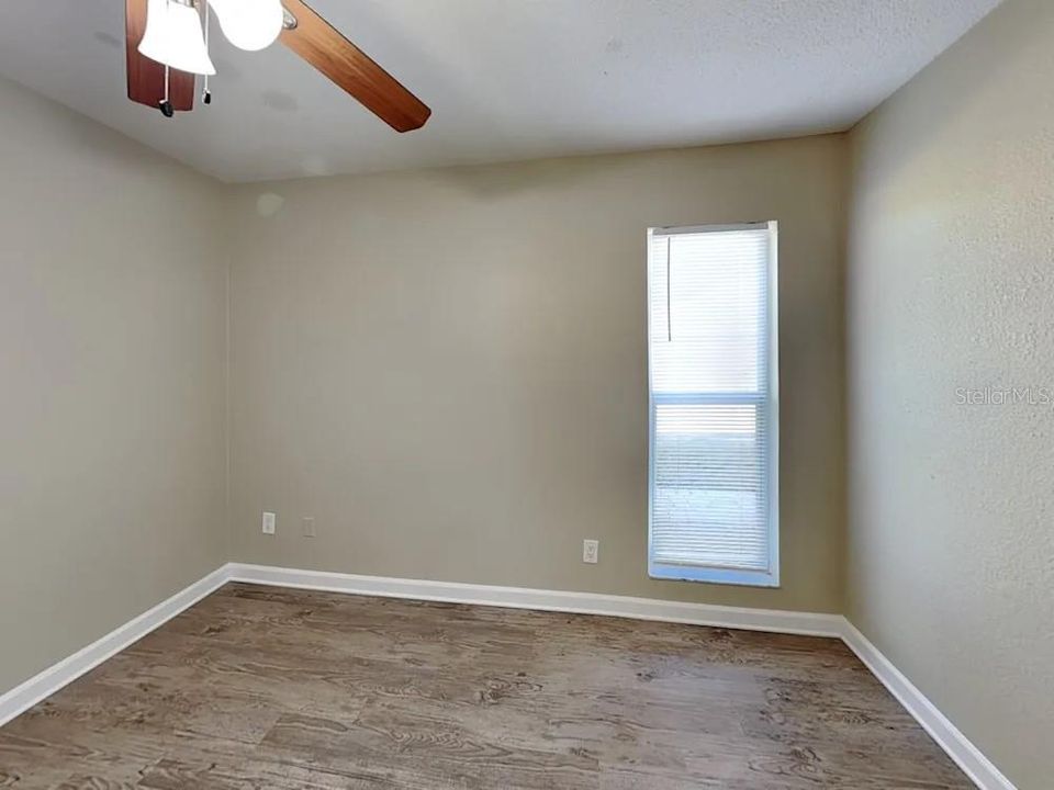 For Rent: $2,095 (3 beds, 2 baths, 1676 Square Feet)