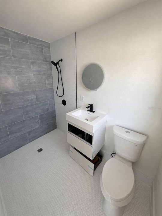 For Rent: $2,500 (0 beds, 1 baths, 500 Square Feet)