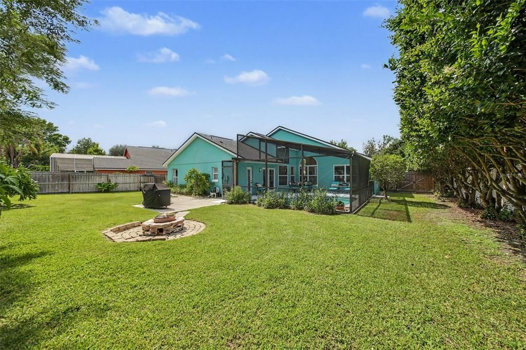 En Venta: $590,000 (4 camas, 2 baños, 1860 Pies cuadrados)