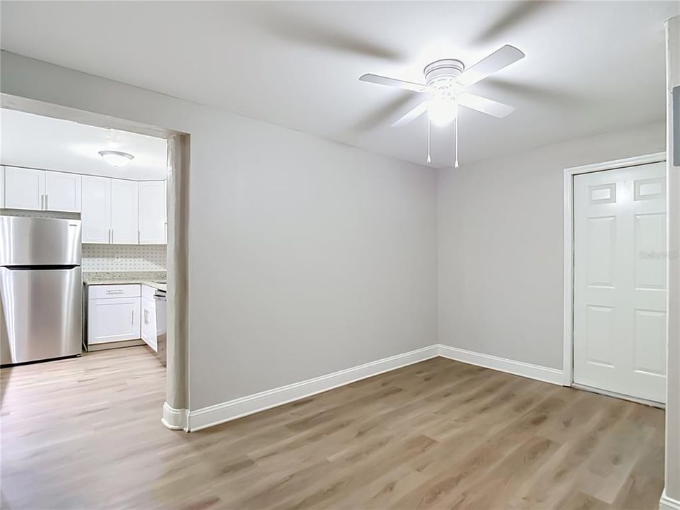 En Venta: $352,000 (4 camas, 2 baños, 1622 Pies cuadrados)