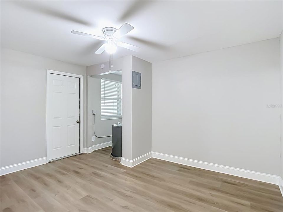 En Venta: $352,000 (4 camas, 2 baños, 1622 Pies cuadrados)
