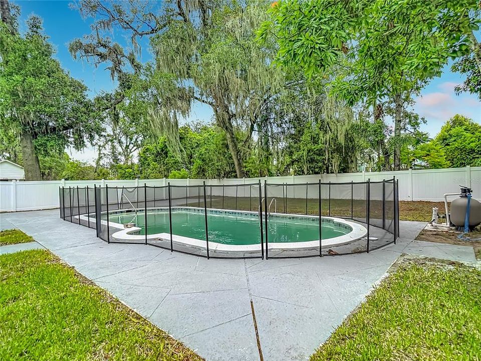 En Venta: $352,000 (4 camas, 2 baños, 1622 Pies cuadrados)