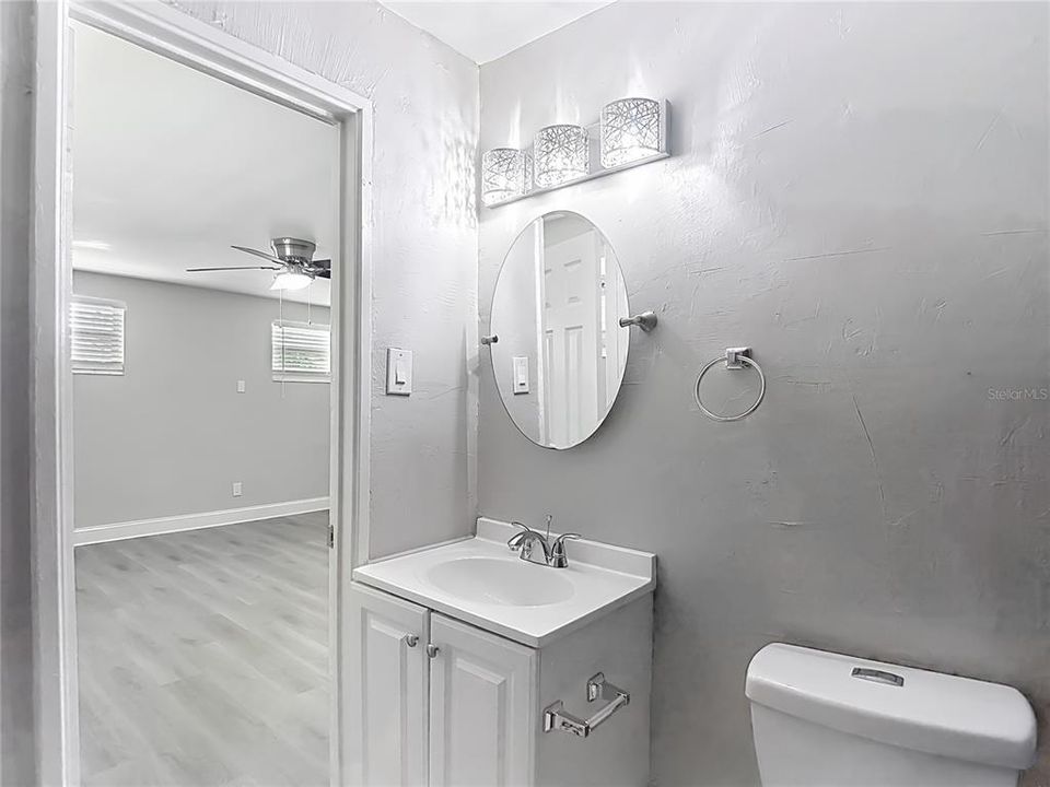 En Venta: $352,000 (4 camas, 2 baños, 1622 Pies cuadrados)