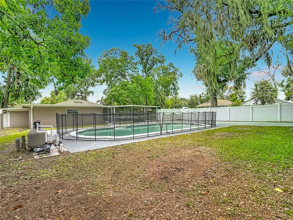 En Venta: $352,000 (4 camas, 2 baños, 1622 Pies cuadrados)