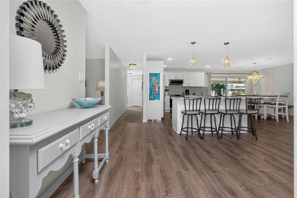 For Sale: $335,000 (3 beds, 2 baths, 1739 Square Feet)