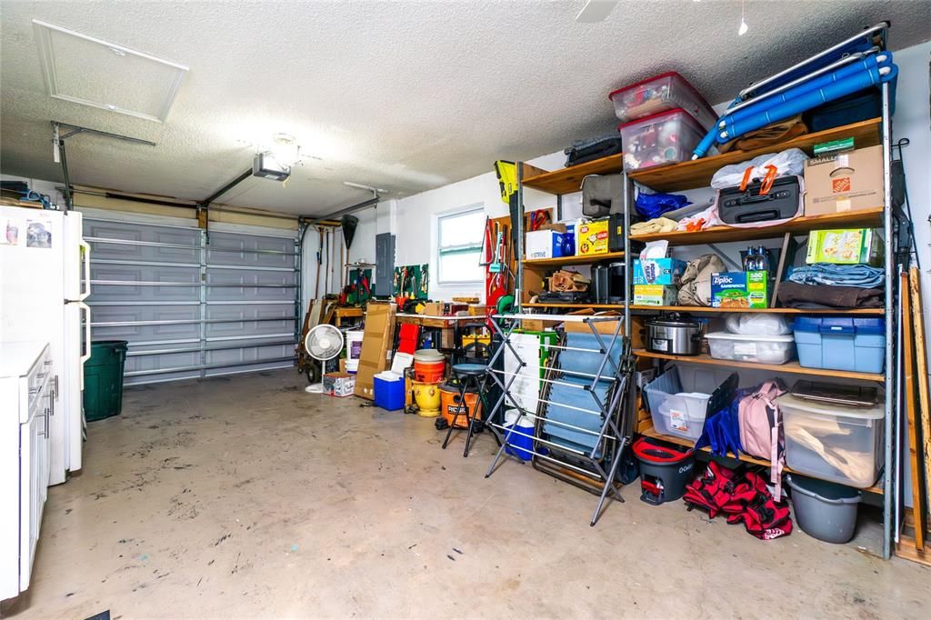For Sale: $335,000 (3 beds, 2 baths, 1739 Square Feet)