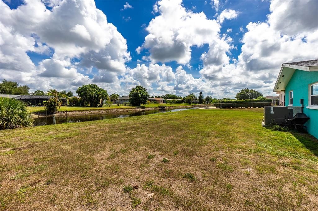 For Sale: $335,000 (3 beds, 2 baths, 1739 Square Feet)