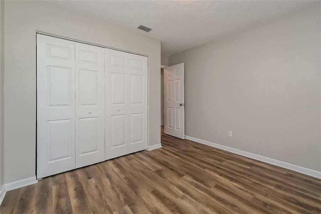 For Sale: $350,000 (3 beds, 2 baths, 1590 Square Feet)