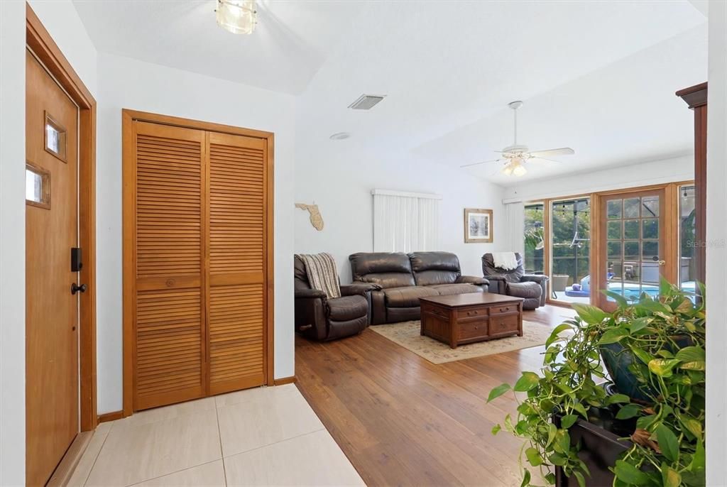 Active With Contract: $549,000 (4 beds, 2 baths, 2378 Square Feet)