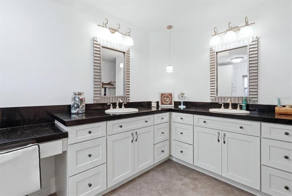 Active With Contract: $549,000 (4 beds, 2 baths, 2378 Square Feet)