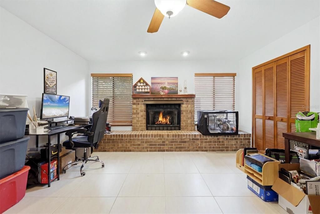 Active With Contract: $549,000 (4 beds, 2 baths, 2378 Square Feet)