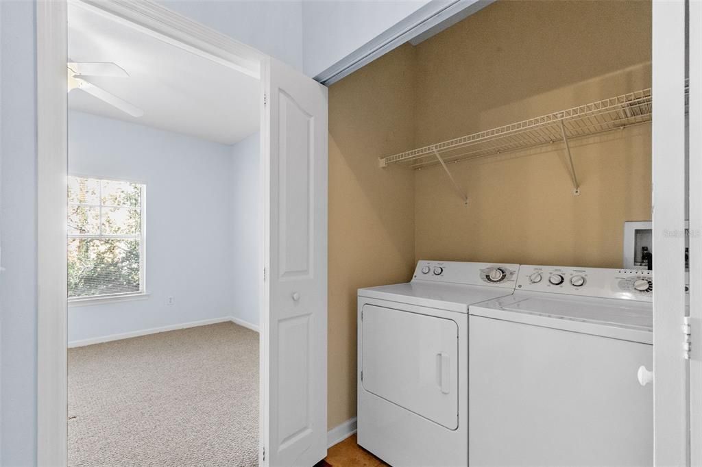 For Sale: $295,000 (2 beds, 2 baths, 1242 Square Feet)