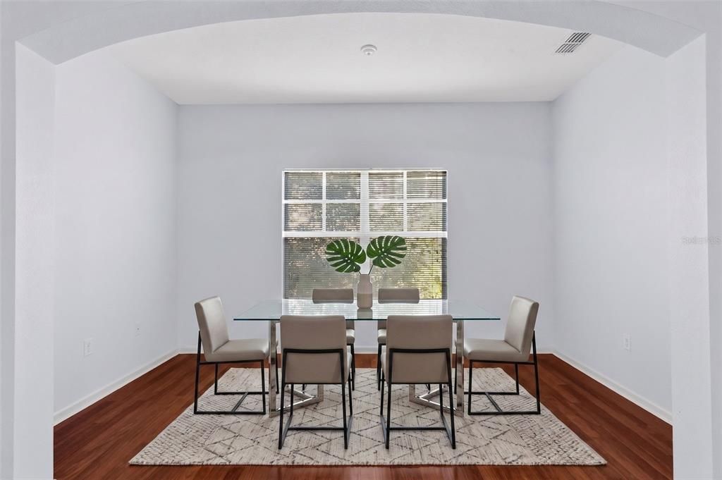 For Sale: $295,000 (2 beds, 2 baths, 1242 Square Feet)