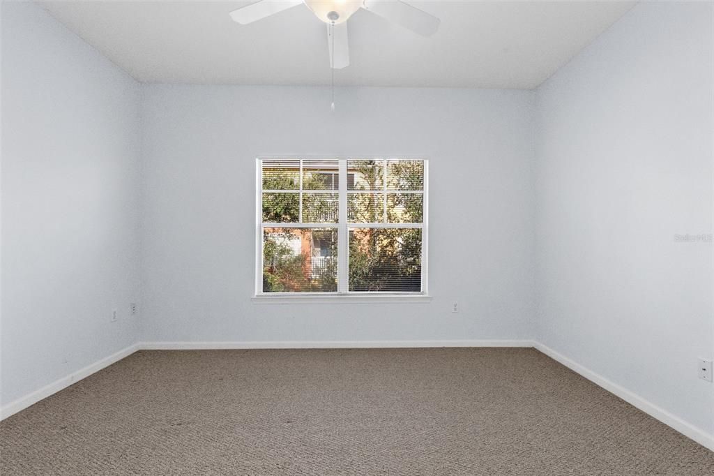 For Sale: $295,000 (2 beds, 2 baths, 1242 Square Feet)