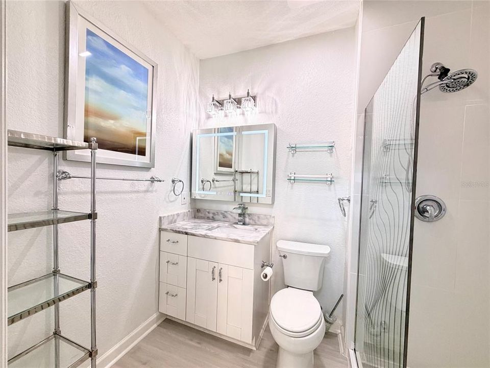 For Sale: $795,000 (2 beds, 2 baths, 1225 Square Feet)
