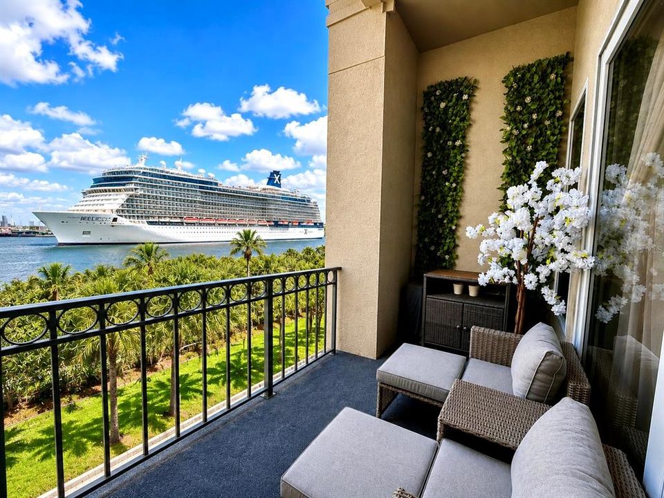 For Sale: $795,000 (2 beds, 2 baths, 1225 Square Feet)