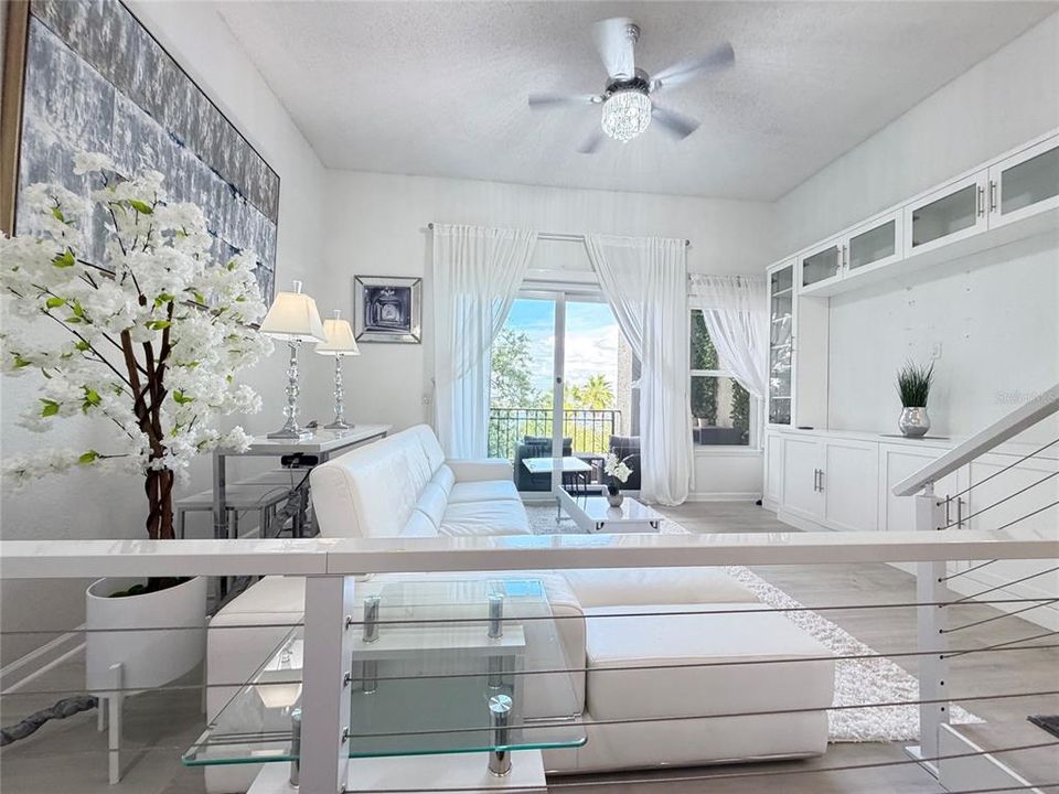 For Sale: $795,000 (2 beds, 2 baths, 1225 Square Feet)
