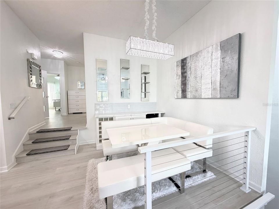 For Sale: $795,000 (2 beds, 2 baths, 1225 Square Feet)
