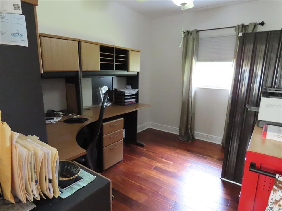 For Sale: $427,000 (3 beds, 2 baths, 1753 Square Feet)