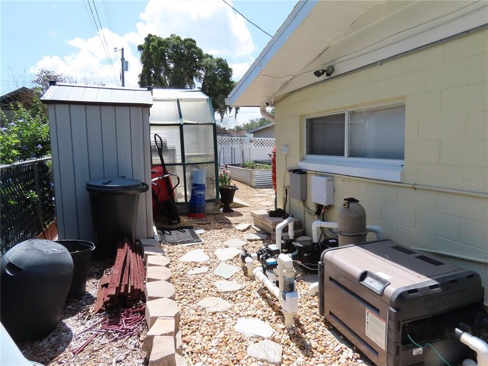 For Sale: $427,000 (3 beds, 2 baths, 1753 Square Feet)