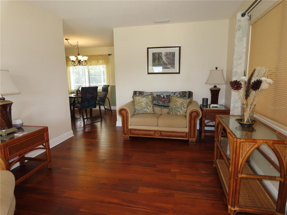 For Sale: $427,000 (3 beds, 2 baths, 1753 Square Feet)