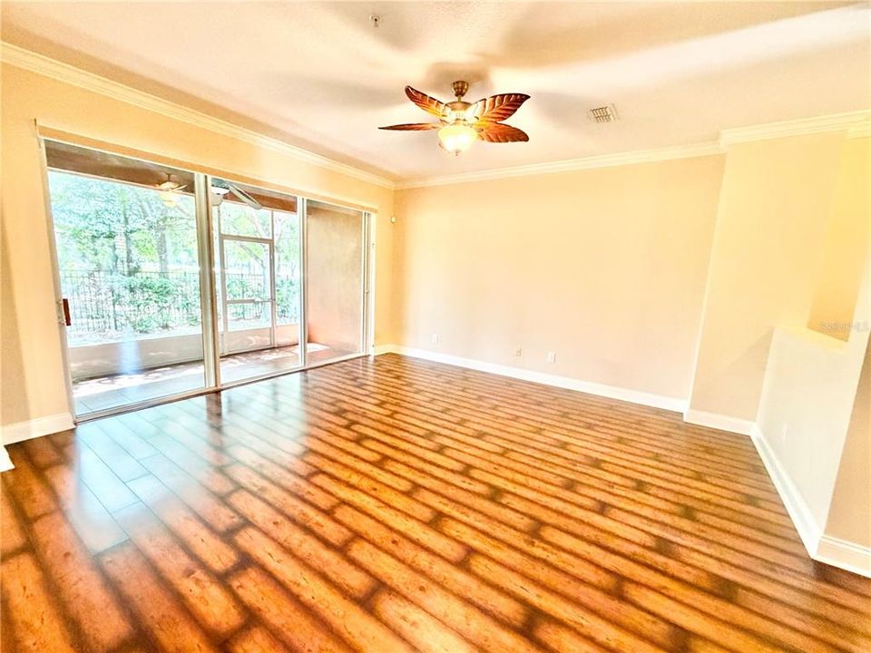 For Rent: $2,590 (3 beds, 2 baths, 2016 Square Feet)