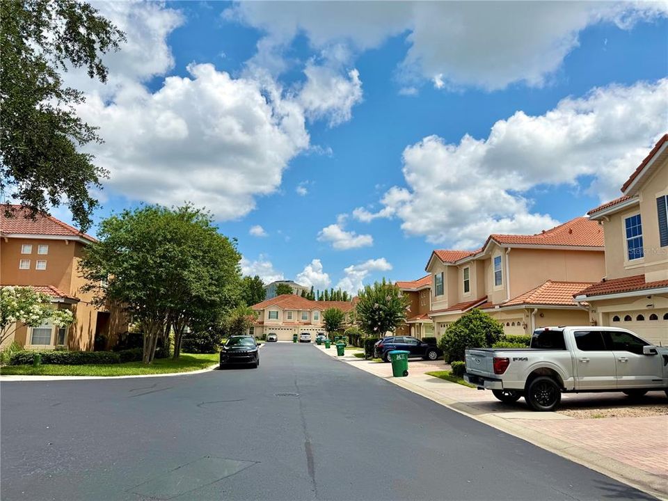 For Rent: $2,590 (3 beds, 2 baths, 2016 Square Feet)