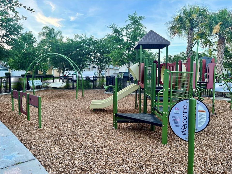 For Rent: $2,590 (3 beds, 2 baths, 2016 Square Feet)