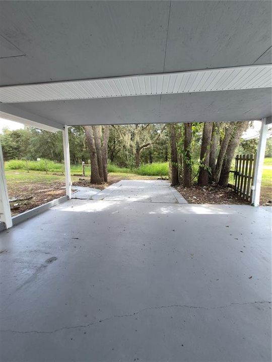 For Rent: $1,299 (3 beds, 1 baths, 1078 Square Feet)