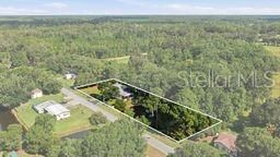 For Sale: $323,500 (4 beds, 3 baths, 1560 Square Feet)