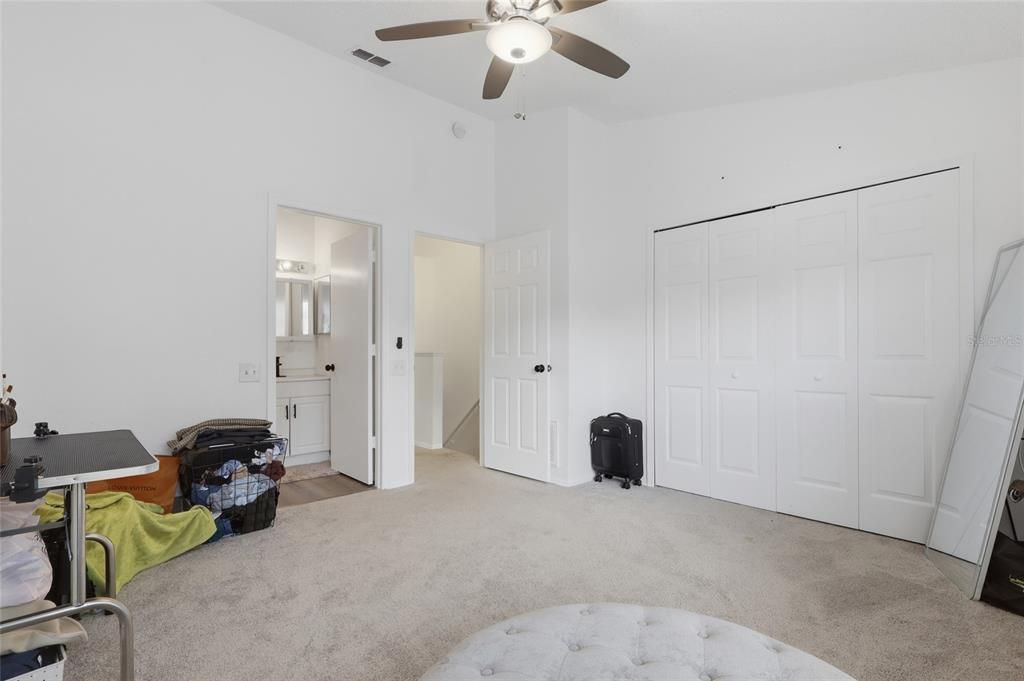 For Sale: $204,900 (2 beds, 2 baths, 1184 Square Feet)