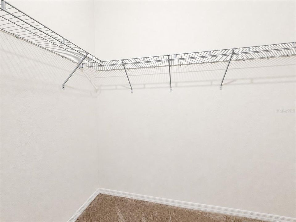 В аренду: $3,000 (4 спален, 2 ванн, 2045 Квадратных фут)
