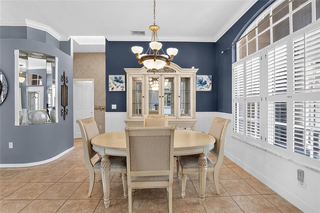 For Sale: $879,000 (4 beds, 3 baths, 2359 Square Feet)