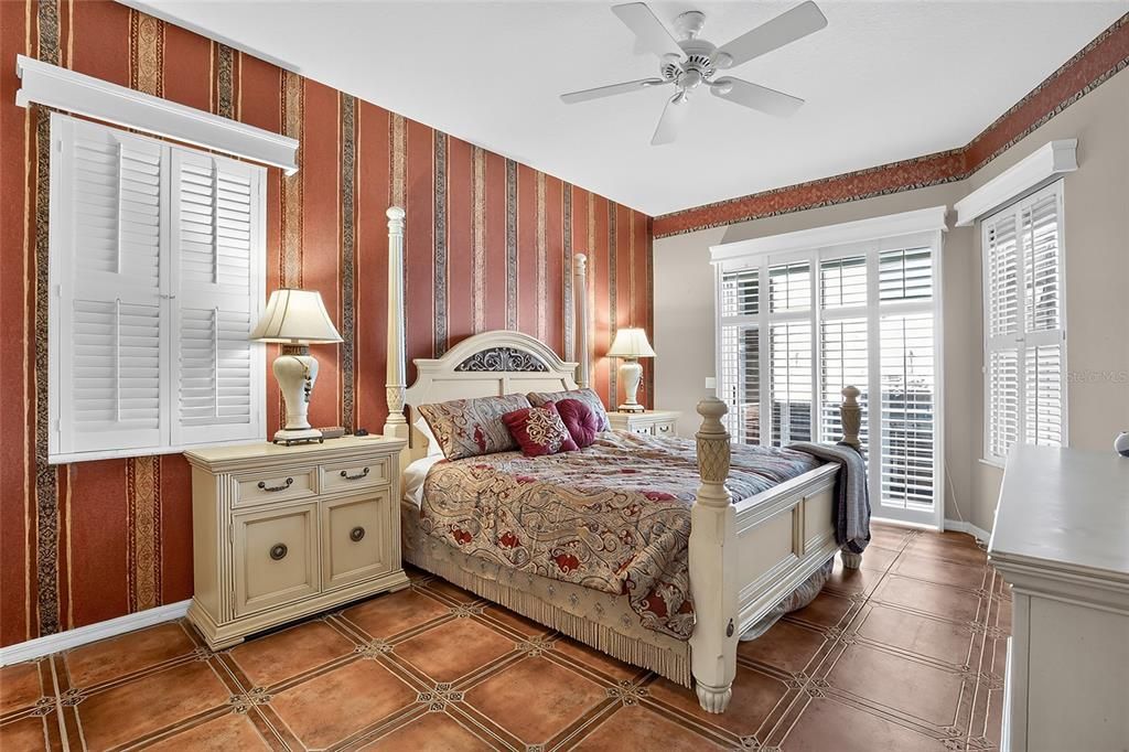 For Sale: $879,000 (4 beds, 3 baths, 2359 Square Feet)