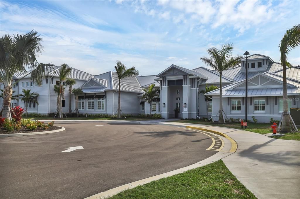 For Sale: $369,900 (2 beds, 2 baths, 1557 Square Feet)