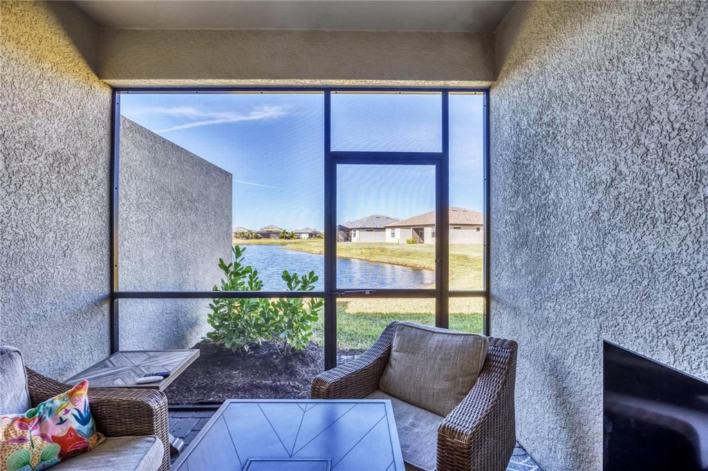 For Sale: $369,900 (2 beds, 2 baths, 1557 Square Feet)