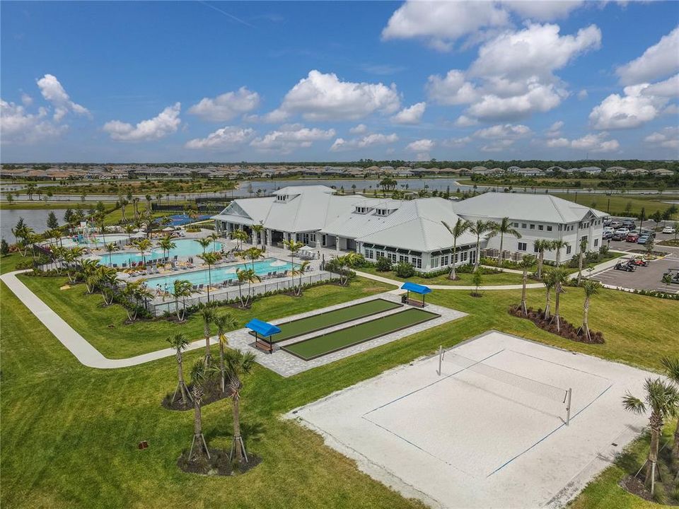 For Sale: $369,900 (2 beds, 2 baths, 1557 Square Feet)