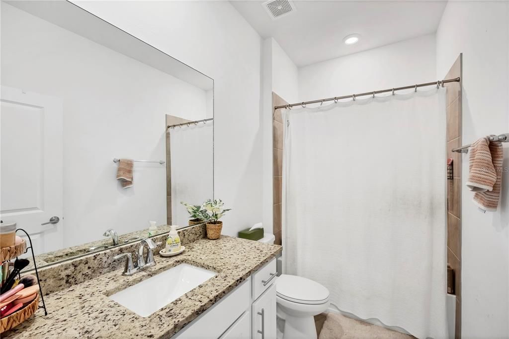 For Sale: $369,900 (2 beds, 2 baths, 1557 Square Feet)