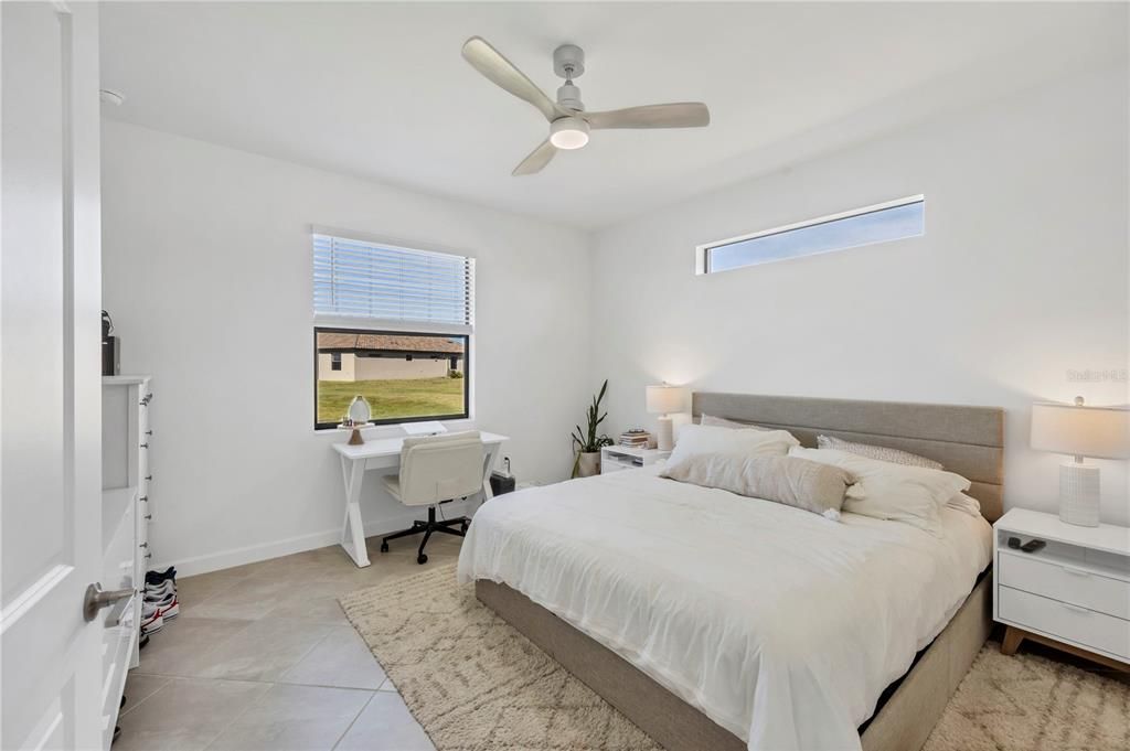 For Sale: $369,900 (2 beds, 2 baths, 1557 Square Feet)