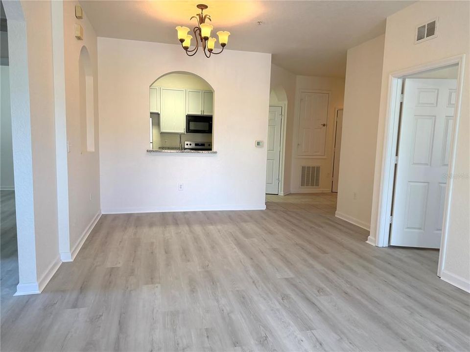En Renta: $1,800 (3 camas, 2 baños, 1248 Pies cuadrados)