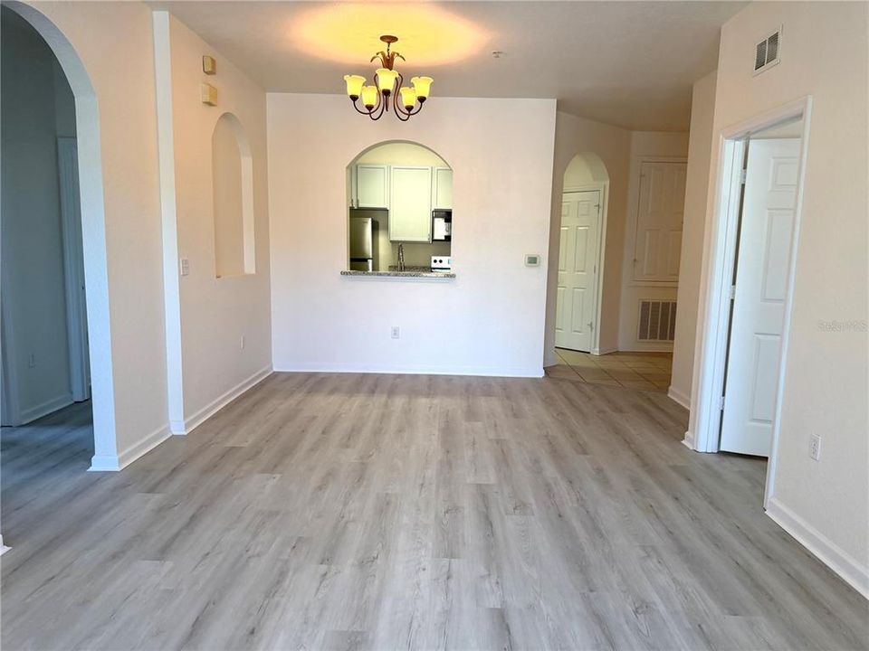 En Renta: $1,800 (3 camas, 2 baños, 1248 Pies cuadrados)