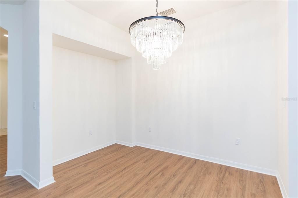 На продажу: $289,000 (3 спален, 2 ванн, 1538 Квадратных фут)