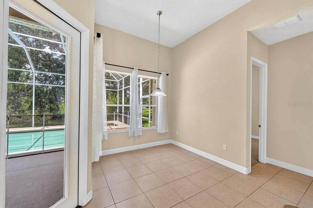 En Venta: $497,000 (3 camas, 2 baños, 1983 Pies cuadrados)