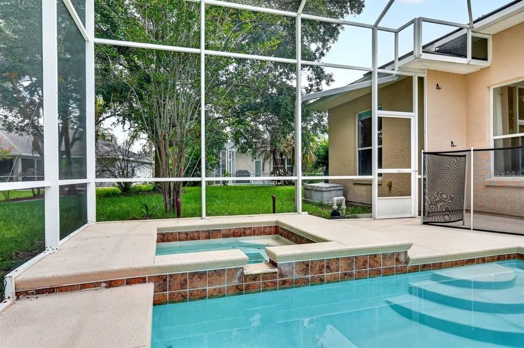 En Venta: $497,000 (3 camas, 2 baños, 1983 Pies cuadrados)