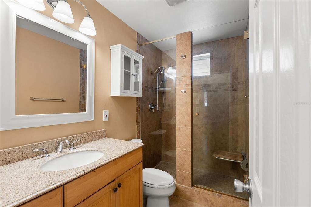На продажу: $499,900 (3 спален, 2 ванн, 1469 Квадратных фут)