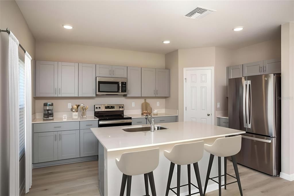 For Sale: $373,340 (5 beds, 3 baths, 2422 Square Feet)