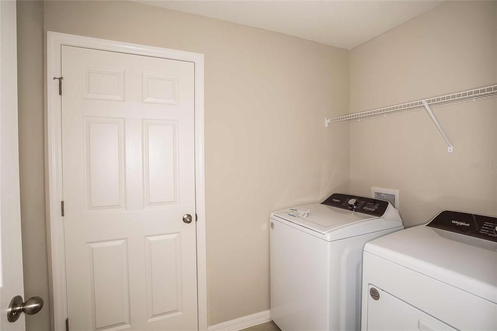 For Sale: $373,340 (5 beds, 3 baths, 2422 Square Feet)