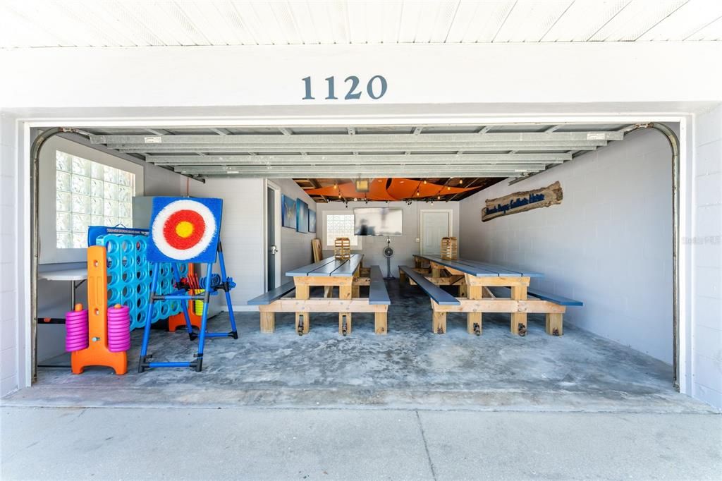 For Sale: $4,180,000 (0 beds, 0 baths, 5151 Square Feet)