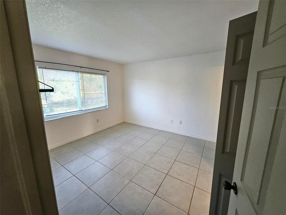 For Rent: $1,600 (2 beds, 2 baths, 860 Square Feet)