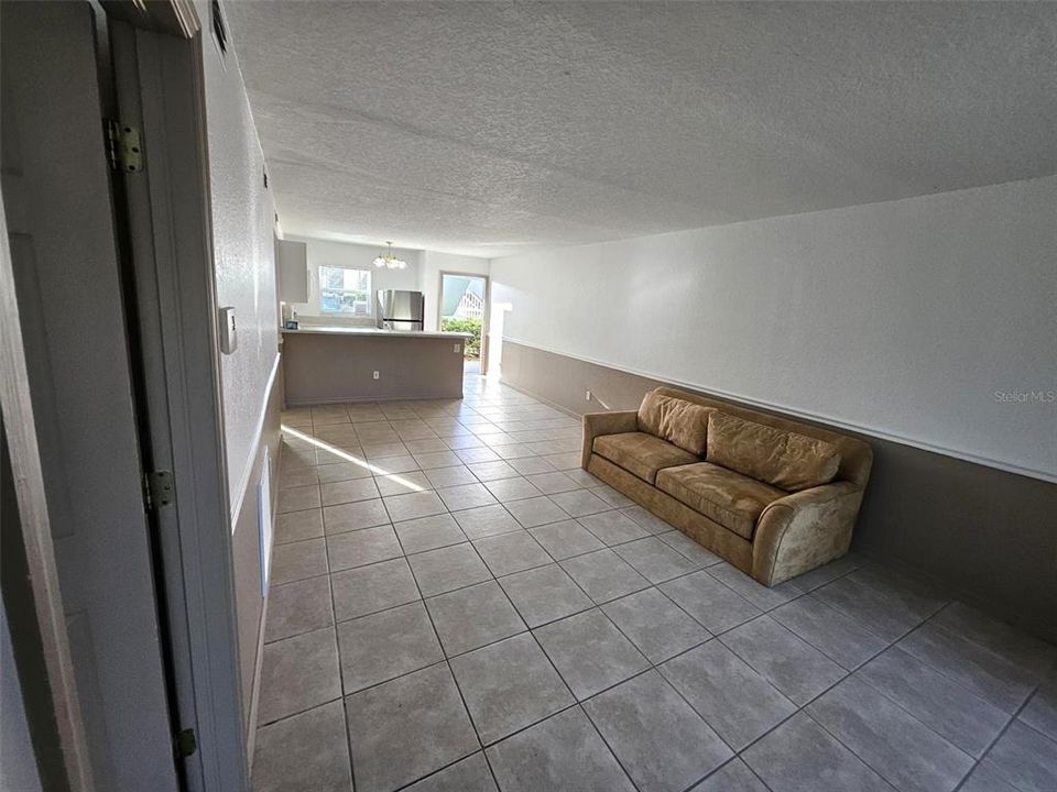 For Rent: $1,600 (2 beds, 2 baths, 860 Square Feet)
